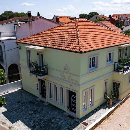 Villa Tamara Biograd Na Moru Exterior photo